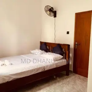 Modern Upstairs Apartment for Rent – Galle