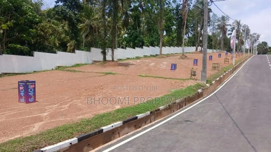 KADAWATHA Valuable land for sale in a great location.”
