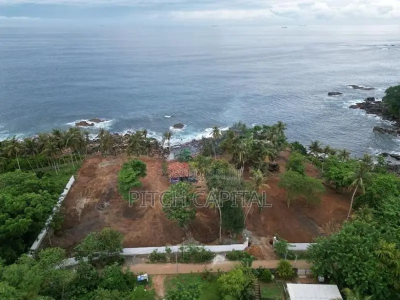 Deundro Beach Front Land Plot