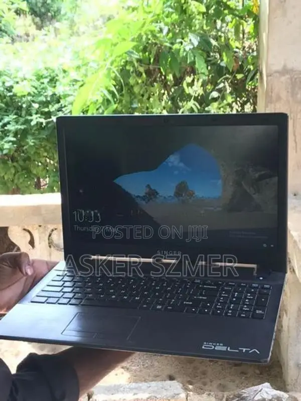 Singer Delta Laptop