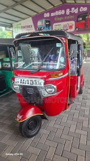 Bajaj RE 4Stroke 2015