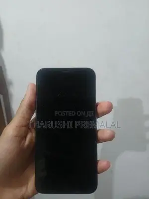 Apple iPhone XS (Used)