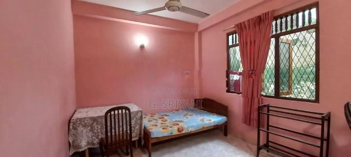 Rent Room for Girls Nugegoda