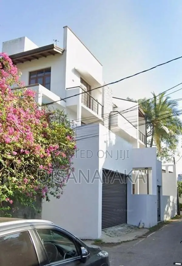 Super Luxury House for Rent in Nugegoda