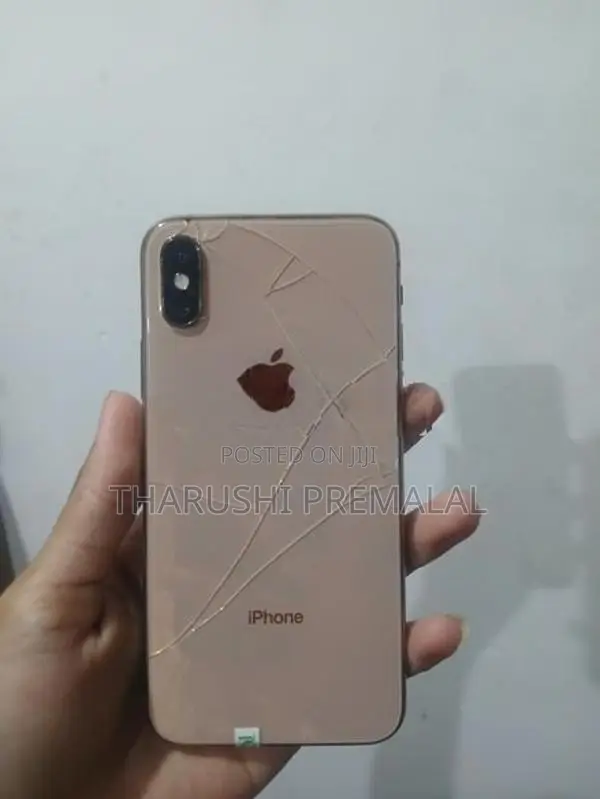 Apple iPhone XS (Used)