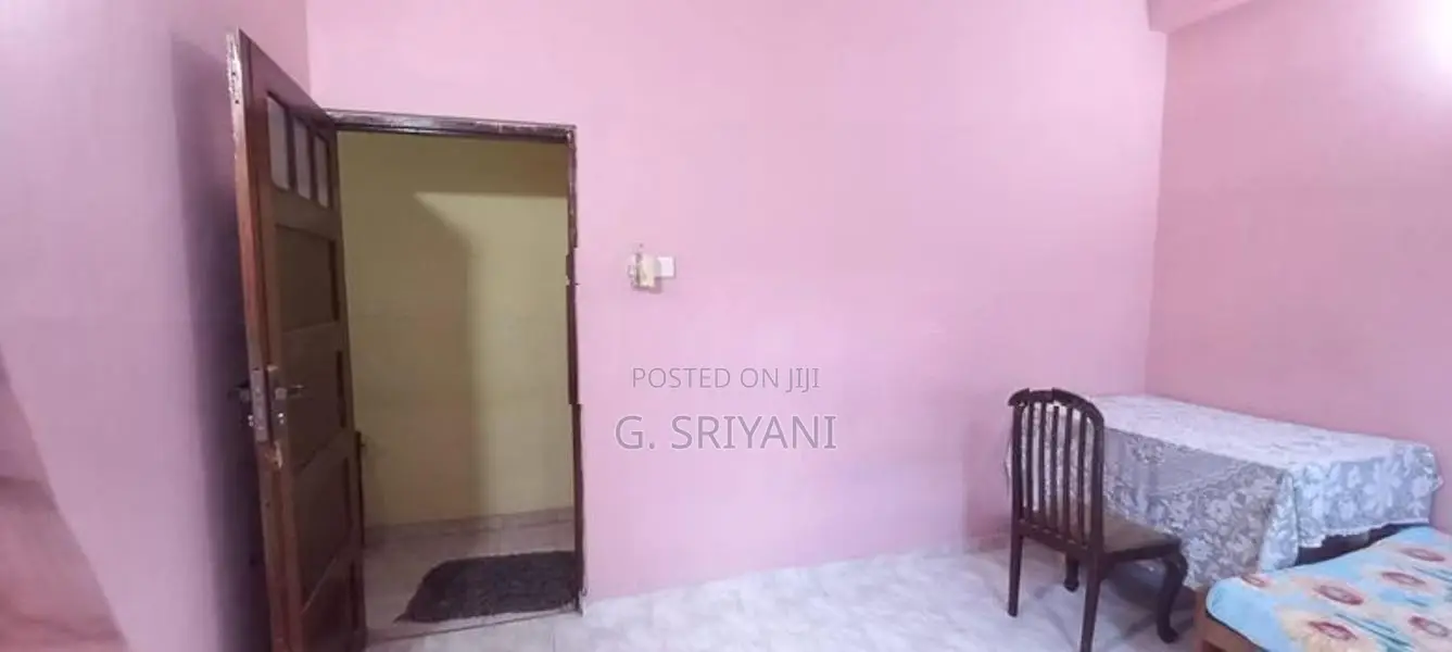Rent Room for Girls Nugegoda