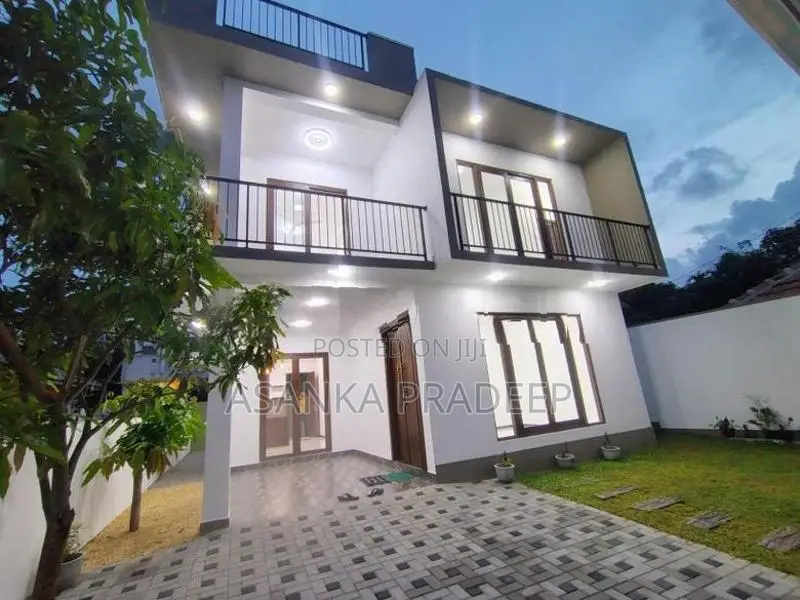 Brand New Two Storey House with 4 rooms for sale in Kottawa(jai8wnnpko