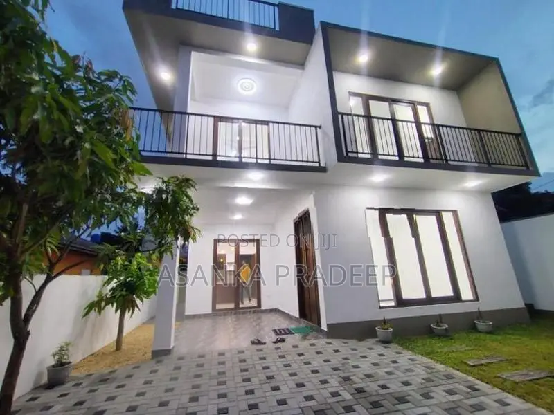 Brand New Two Storey House with 4 rooms for sale in Kottawa(jai8wnnpko