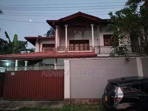හයිලෙවල් මාර්ගයට මීටර් 300 දුරින් සුඛෝපභෝගී වටිනා දෙමහල් නිවසක්(abuw69
