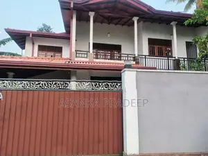 හයිලෙවල් මාර්ගයට මීටර් 300 දුරින් සුඛෝපභෝගී වටිනා දෙමහල් නිවසක්(abuw69