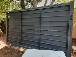 Sliding Box Bar Gate