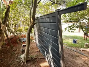 Sliding Box Bar Gate