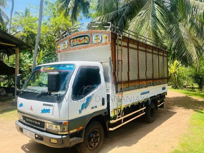 Mitsubishi Canter 2001