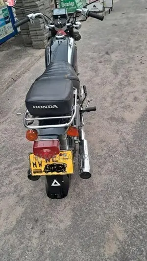 Honda Benly bike 2011
