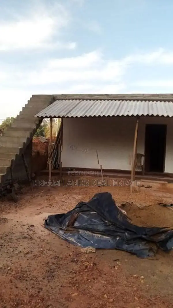 Kaburupitiya 4Bed House For sale in Gamudawa