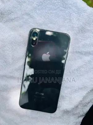 Apple iPhone X (Used)