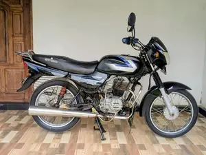 Bajaj CT100 2013