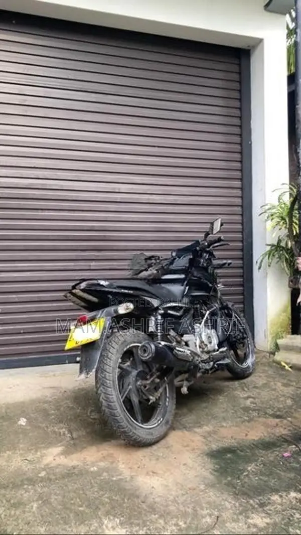 Bajaj Pulsar 150 2016