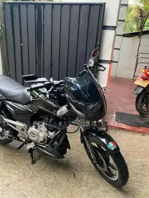 Bajaj Pulsar 150 2016