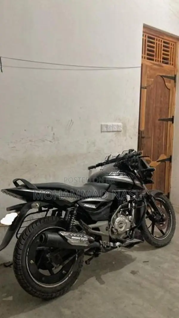 Bajaj Pulsar 150 2016