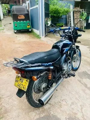 Bajaj CT100 2006