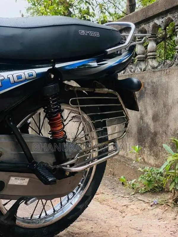 Bajaj CT100 2006
