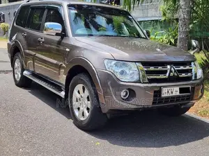 Mitsubishi Montero diesel 2013