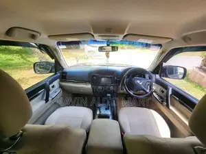 Mitsubishi Montero diesel 2013