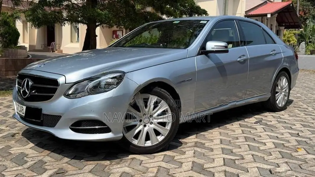 Mercedes Benz E220 2013