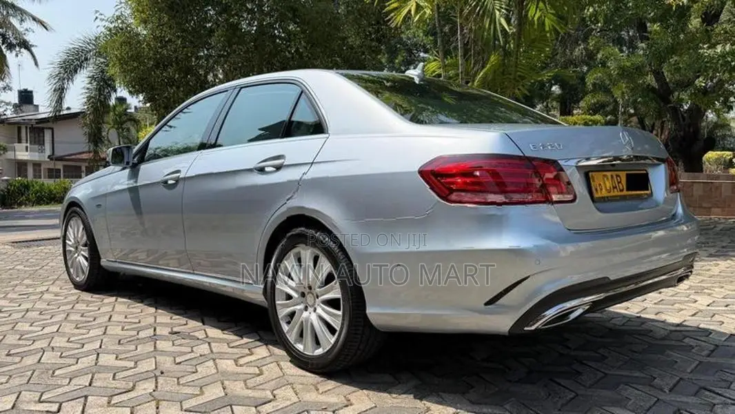 Mercedes Benz E220 2013