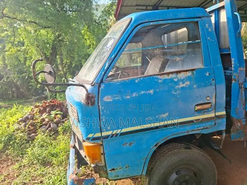 Isuzu Elf 1997
