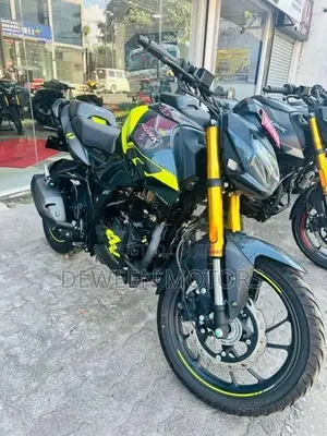 Hero Hunk 160R Brand New 2026