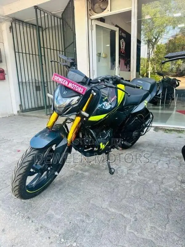 Hero Hunk 160R Brand New 2026
