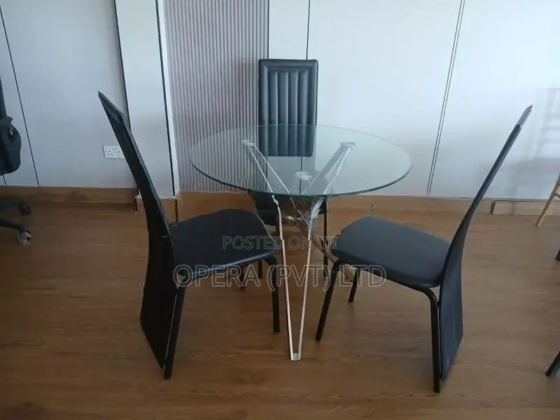 Round Table with Chairs