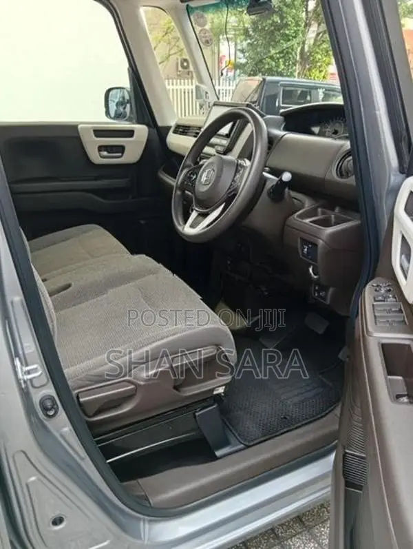 Honda N-Box G 2023