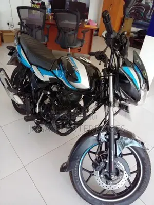 Bajaj Discover 125 Black metallic 2026