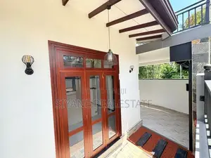 Luxury New House Sale in Athurugiriya