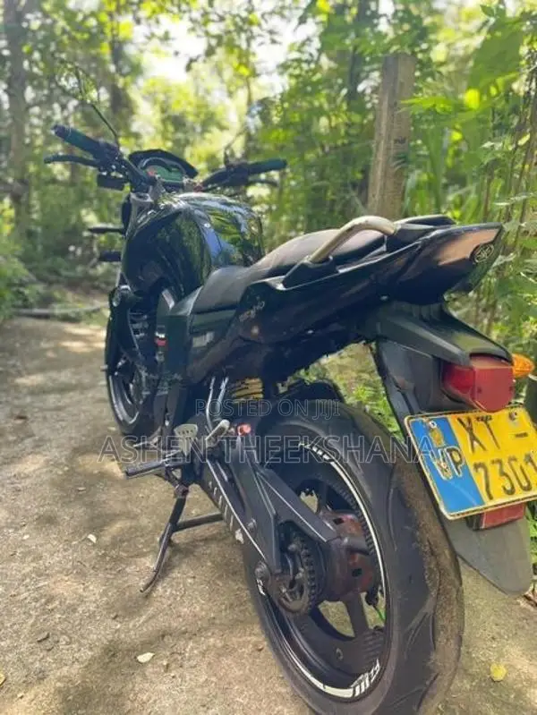 Yamaha FZ 2012