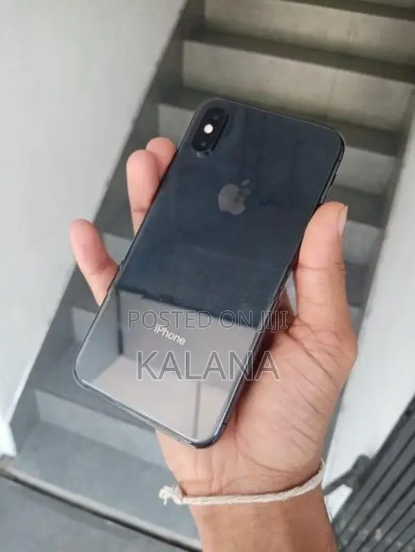 Apple iPhone XS 256GB (Used)
