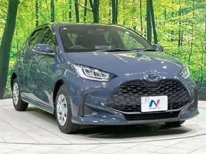 Toyota Yaris G 2025