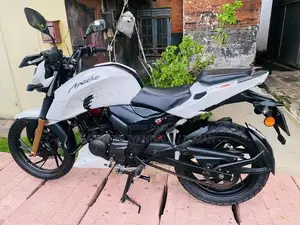 TVS Apache RTR 200 2017
