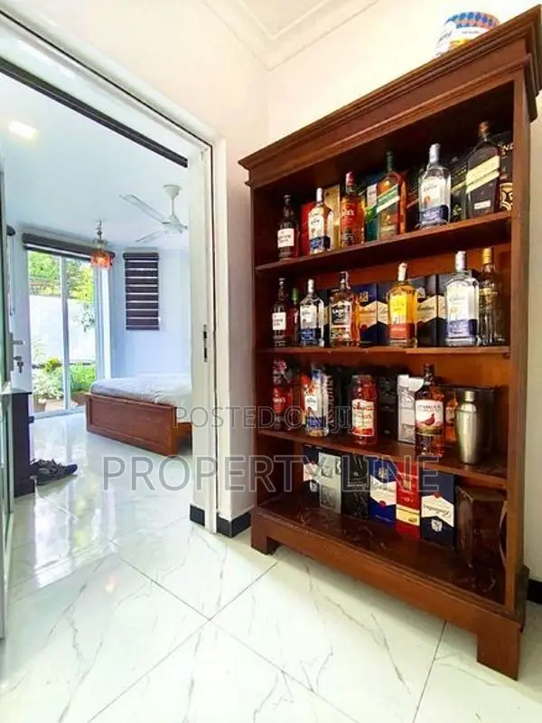 House for Sale in Nagoda Kandana (200 Meters to Negombo Road)