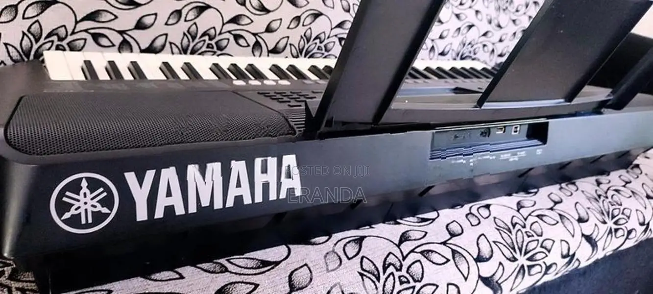 Yamaha PSR E463 Keyboard