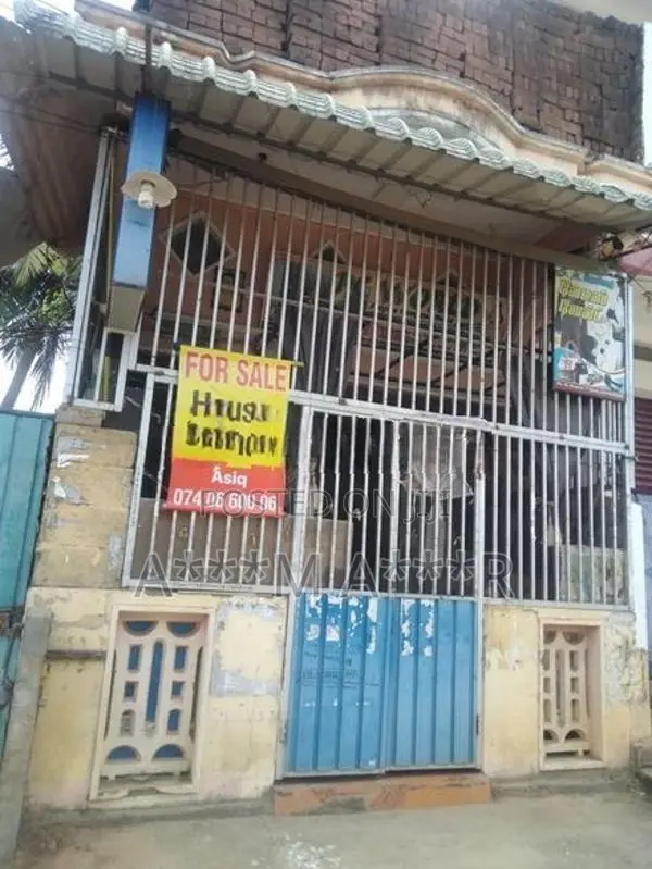 House & Shop for Sale – Prime Location in Sammanthurai Town