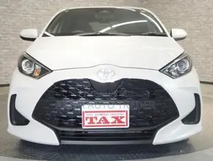 Toyota Yaris G 2024
