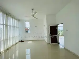 Luxurious 4-Storey House with Studio Apartment – Rajagiriya