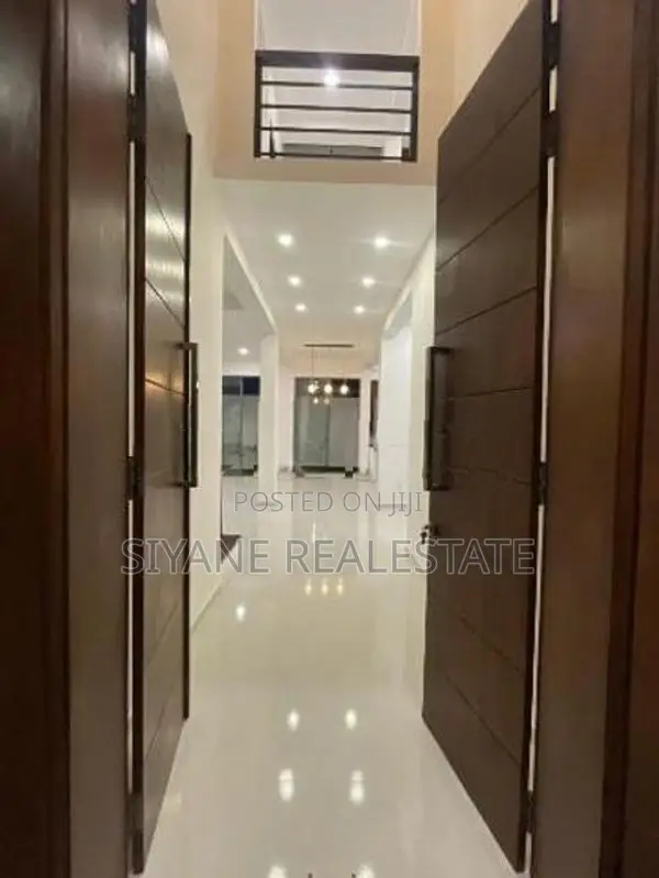 Beautiful Brand New House for Sale Kahathuduwa