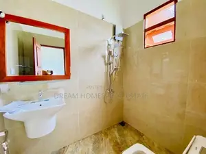 Spacious Modern Home for Sale on Galwarusa Road – Athurugiriya