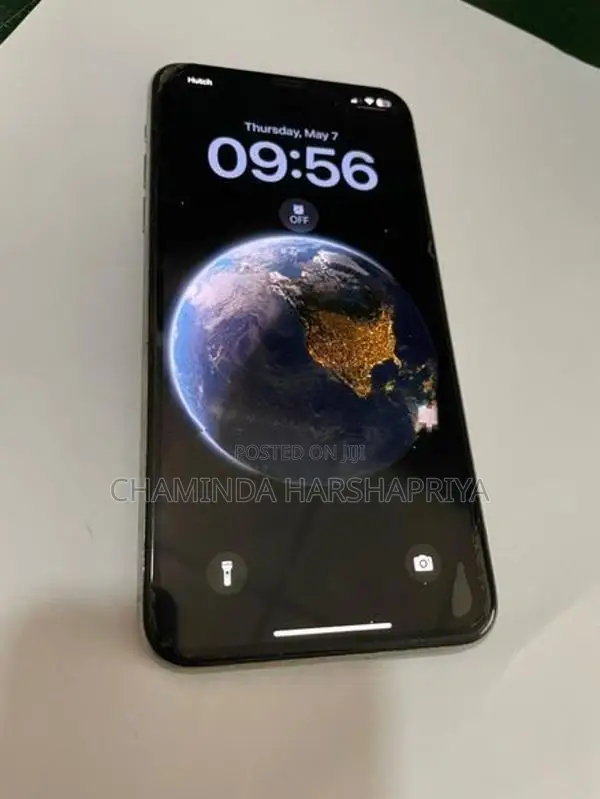 Apple iPhone 11 Pro Max 64GB (Used)