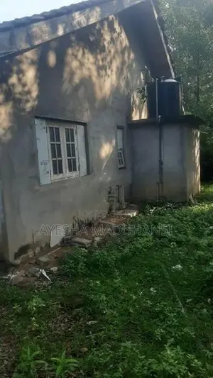 Land with House - Athurugiriya